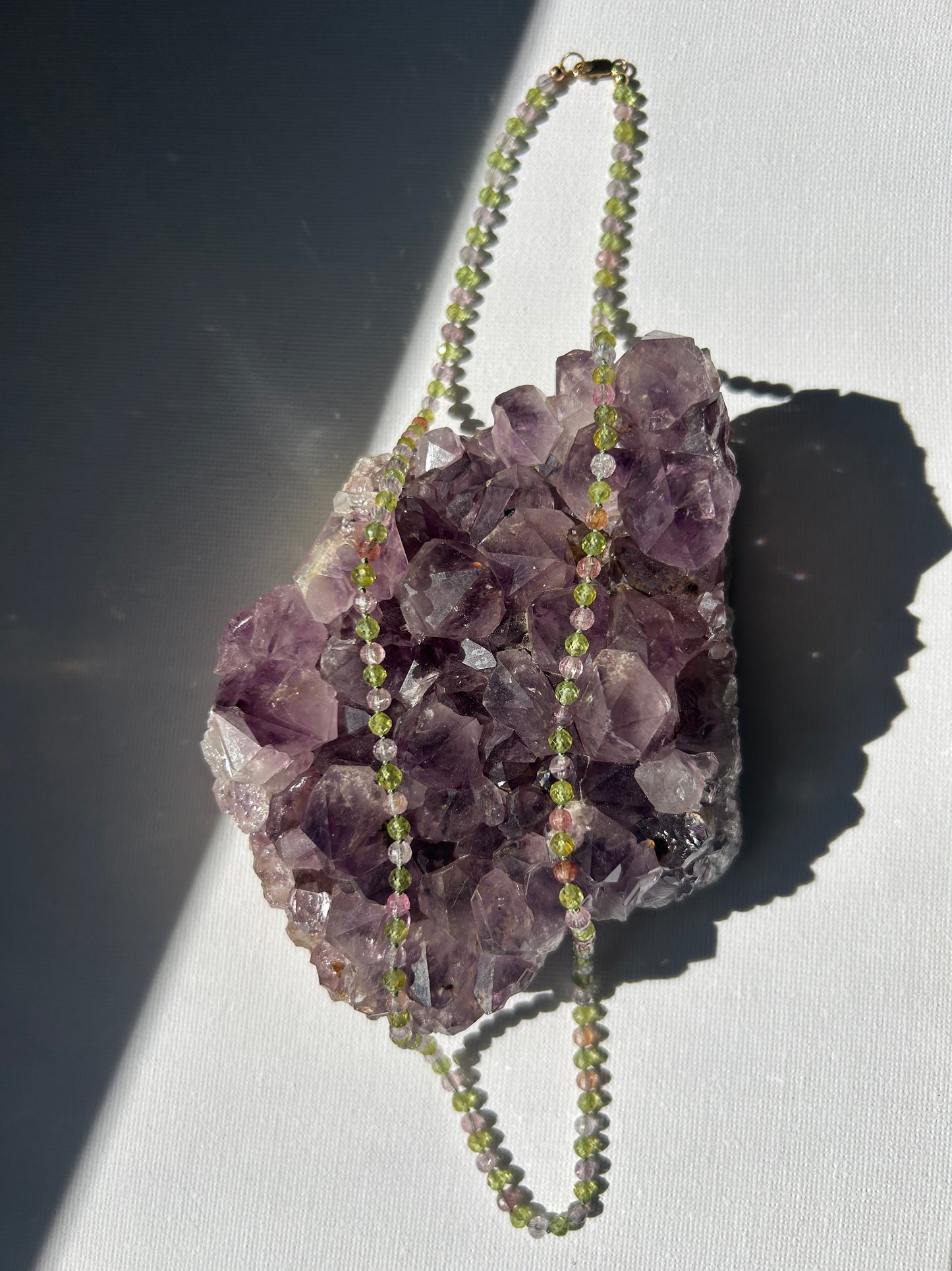 Peridot, Spinel