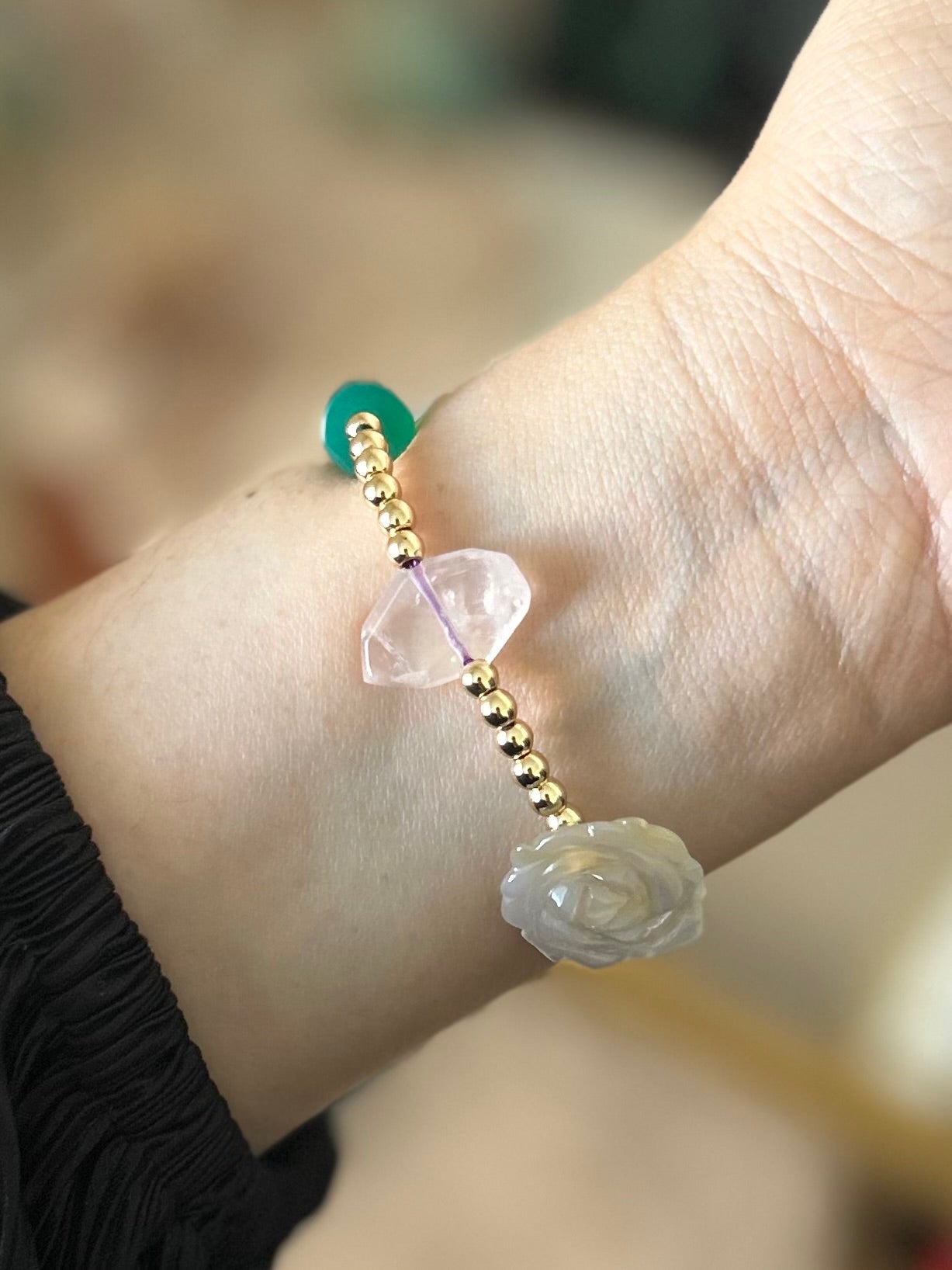 Rose Quartz, Green Onyx, Carved Agate flowers bracelet