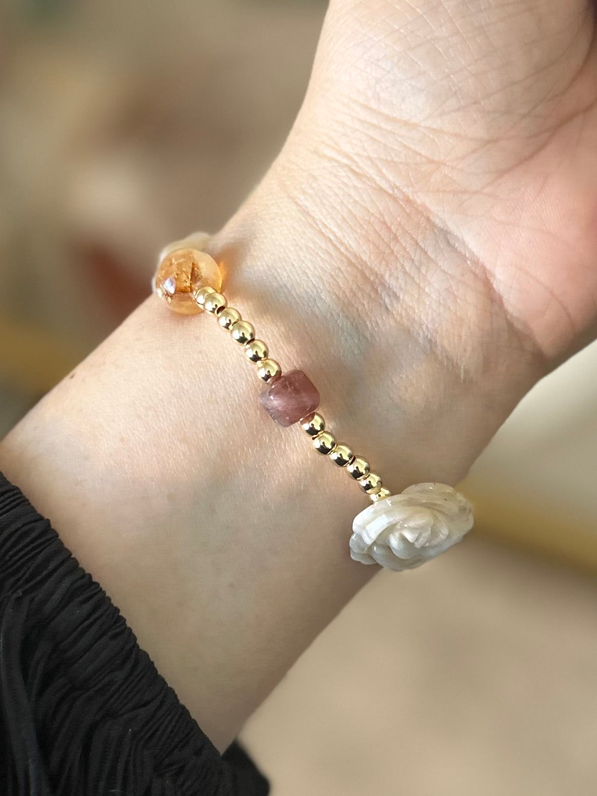 Tourmaline, Citrine, Carved Agate flowers bracelet