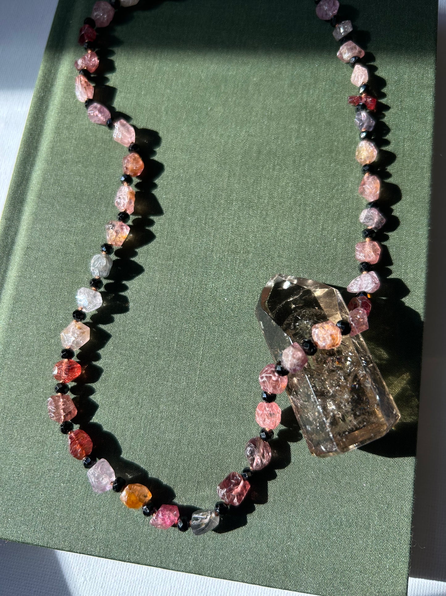 Earth’s Palette, Spinel